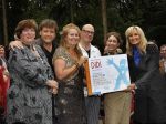 Mierlo, 16 Juni 2011
Stichting Heppie bouwt nieuw hotel samen met Rene Froger en Natasja Froger
bij t Wolfsven in Mierlo
Foto Peter Smulders BV