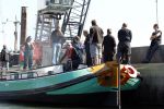 Lemmer, 4 Juli 2011
De SKS skutsjes zijn samen met de skutsjes uit de A-klasse van de IFKS ingedeeld in Klasse 1 Als fotograaf aan boord van de STRIIDBER met schipper Siebo Zijsling | uit Ijlst
Foto Peter Smulders BVâ€¨ (2-2-7)