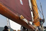 Lemmer, 4 Juli 2011
De SKS skutsjes zijn samen met de skutsjes uit de A-klasse van de IFKS ingedeeld in Klasse 1 Als fotograaf aan boord van de STRIIDBER met schipper Siebo Zijsling | uit Ijlst
Foto Peter Smulders BVâ€¨ (2-2-7)