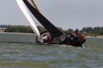 Lemmer, 4 Juli 2011
De SKS skutsjes zijn samen met de skutsjes uit de A-klasse van de IFKS ingedeeld in Klasse 1 Als fotograaf aan boord van de STRIIDBER met schipper Siebo Zijsling | uit Ijlst
Foto Peter Smulders BVâ€¨ (2-2-7)