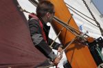 Lemmer, 4 Juli 2011
De SKS skutsjes zijn samen met de skutsjes uit de A-klasse van de IFKS ingedeeld in Klasse 1 Als fotograaf aan boord van de STRIIDBER met schipper Siebo Zijsling | uit Ijlst
Foto Peter Smulders BVâ€¨ (2-2-7)
