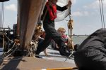 Lemmer, 4 Juli 2011
De SKS skutsjes zijn samen met de skutsjes uit de A-klasse van de IFKS ingedeeld in Klasse 1 Als fotograaf aan boord van de STRIIDBER met schipper Siebo Zijsling | uit Ijlst
Foto Peter Smulders BVâ€¨ (2-2-7)