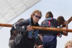 Lemmer, 4 Juli 2011
De SKS skutsjes zijn samen met de skutsjes uit de A-klasse van de IFKS ingedeeld in Klasse 1 Als fotograaf aan boord van de STRIIDBER met schipper Siebo Zijsling | uit Ijlst
Foto Peter Smulders BVâ€¨ (2-2-7)