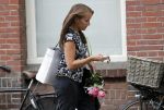 Amsterdam 6 mei 2011
Ronald de Boer op weg naar het huis van zijn vriendin Suze v Rozelaar. Suze komt 2 minuten later.
Peter Smulders bv
