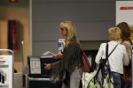 Ibiza 1 en 2 juni 2001
Diversen Bn ers vieren vakantie op ibiza. Wendy v Dijk was er met vriendinnen
Peter Smulders bv