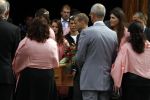 Hilversum 6 mei 2011
Begrafenis van de oma van Yolanthe Sneijder Cabau. Haar moeders broer en zussen zijn aanwezig alsmede haar man Wesley Sneijder. Yolanthe zat voor opnames in Los Angeles.
Peter Smulders bv