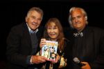 Hilversum 18 mei 2011
Presentatie dvd Oebele bij beeld en geluid met oa aanwezig Willem Nijholt Wieteke v Dort Marjan Berk Han Peekel en Joop Stokkermans
Peter Smulders bv