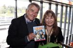 Hilversum 18 mei 2011
Presentatie dvd Oebele bij beeld en geluid met oa aanwezig Willem Nijholt Wieteke v Dort Marjan Berk Han Peekel en Joop Stokkermans
Peter Smulders bv