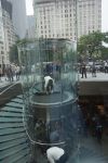 Apple Store op de Fifth Avenue in New York  
Foto Peter Smulders BV