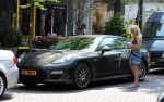 Amsterdam 24 mei 2012
Candy Dulfer met haar nieuwe porsche Panamera op de cornelis schuytstraat.
Peter Smulders bv