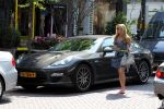 Amsterdam 24 mei 2012
Candy Dulfer met haar nieuwe porsche Panamera op de cornelis schuytstraat.
Peter Smulders bv