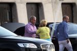 Monaco 7 mei 2012
Connie Breukhoven en haar nieuwe vriend Ben Angelier vier met zijn kinderen en vrienden zijn 60e verjaardag. Ze vertrekken bij zijn huis / appartement met rolls royce cabrio.
Peter Smulders bv