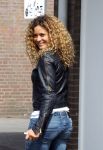 Hoofddorp 14 mei 2012
Fajah Lourens op weg om haar tatoo weg te laten laseren.
Peter Smulders bv