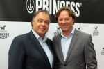 Breda 5 juni 2012
Presentatie Cook acadamy van Princess met Joop Braakhekke Geert Hoes Hind en Aad Ouborg. Frits Sissing
Peter Smulders bv