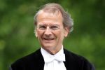 Breukelen 29 mei 2012
Prinses Maxima aanwezig bij de oratie vanProf dr ir Gert van Dijk op Nyenrode.
Peter Smulders bv