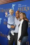 Rotterdam, 16 Juni 2012
Premiere Musical Little Mermaid in het Nieuwe Luxor theater
Herman den Blijker met zijn vrouw Jacquelinde de Blijker en zoontje Matz den Blijker
Foto Peter Smulders BV