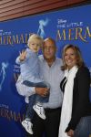 Rotterdam, 16 Juni 2012
Premiere Musical Little Mermaid in het Nieuwe Luxor theater
Herman den Blijker met zijn vrouw Jacquelinde de Blijker en zoontje Matz den Blijker
Foto Peter Smulders BV