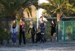 ibiza 2 mei 2012
Jan Kooijman achter de kinderwagen met zijn dochter en vriendin tijdens opnames verliefd op ibiza alsmede Sanne Vogel en Kim Feenstra.
Peter Smulders bv