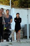 ibiza 2 mei 2012
Jan Kooijman achter de kinderwagen met zijn dochter en vriendin tijdens opnames verliefd op ibiza alsmede Sanne Vogel en Kim Feenstra.
Peter Smulders bv