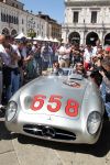 Brescia 16 en 17 mei 2012
State of Art is sponsor van de mille miglia en rijdt met div rijders in hun porsches spyder. Oa Jan Peter Balkenende Koen Wauters en jan Kees de Jager rijden mee. Jochem Mass in mercedes
Peter Smulders bv
Peter Smulders bv
