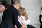 Amsterdam 4 juni 2012
Vertrek Nederlands elftal vanaf het Hilton hotel naar het EK in Oekraine en Polen.
John Heitinga met zijn vrouw Charlotte Heitinga en hun kinderen
Peter Smulders bv