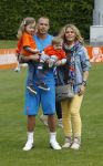 Lausanne, 17 en 18 Mei 2012
Nederlands elftal op traingskamp op weg naar het EK 2012
John Heitinga met zijn vrouw Charlotte Heitinga-Zenden en hun kinderen
Foto Peter Smulders BV