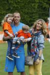 Lausanne, 17 en 18 Mei 2012
Nederlands elftal op traingskamp op weg naar het EK 2012
John Heitinga met zijn vrouw Charlotte Heitinga-Zenden en hun kinderen
Foto Peter Smulders BV