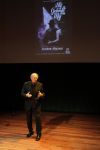Amsterdam 31 mei 2012
Joop v d Ende presenteert de cast van de Andre Hazes musical met oa Martijn Fischer (Andre) Chantal janzen ( Rachel) Cees Geel Hajo Bruins en Doris Baaten. Regie is in handen van Ruut Weissman en Kees Prins. Presentatie was in het nieuwe de la mar theater.
Peter Smulders bv
