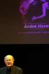 Amsterdam 31 mei 2012
Joop v d Ende presenteert de cast van de Andre Hazes musical met oa Martijn Fischer (Andre) Chantal janzen ( Rachel) Cees Geel Hajo Bruins en Doris Baaten. Regie is in handen van Ruut Weissman en Kees Prins. Presentatie was in het nieuwe de la mar theater.
Peter Smulders bv