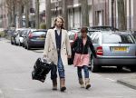 Amsterdam 4 maart 2012
Katja Romer Schuurman en Thijs Romer op straat in Amsterdam en in hun porsche 911 cabrio.
Peter Smulders bv