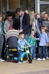 Amsterdam 4 juni 2012
Vertrek Nederlands elftal v.a. het Hilton hotel naar het EK in Oekraine en Polen.
Klaas Jan Huntelaar met zijn gezinnetje
Peter Smulders bv