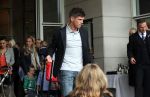 Amsterdam 4 juni 2012
Vertrek Nederlands elftal v.a. het Hilton hotel naar het EK in Oekraine en Polen.
Klaas Jan Huntelaar met zijn gezinnetje
Peter Smulders bv