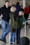 Schiphol 15 mei 2012
Rick Engelkes en Lone v Roosendaal op schiphol voor vertrek naar ibiza voor opnames verliefd op ibiza. Lone wordt weg gebracht door haar man en dochter.
Peter Smulders bv
