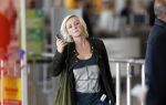 Schiphol 15 mei 2012
Rick Engelkes en Lone v Roosendaal op schiphol voor vertrek naar ibiza voor opnames verliefd op ibiza. Lone wordt weg gebracht door haar man en dochter.
Peter Smulders bv