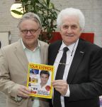 Amsterdam, 14 Juni 2012
Uitreiking eerste exemplaar Tour Express met hoofdredacteur Louis Bovee
Louis Bovee met Rini Wagtmans
Foto Peter Smulders BV