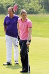Halfweg 23 mei 2012
Uitreiking boek Willem V Hanegem door Marco v Basten op golfbaan houtrak.
Peter Smulders bv