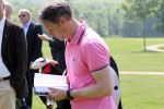 Halfweg 23 mei 2012
Uitreiking boek Willem V Hanegem door Marco v Basten op golfbaan houtrak.
Peter Smulders bv
