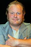 Amsterdam 31 mei 2012
Joop v d Ende presenteert de cast van de Andre Hazes musical met oa Martijn Fischer (Andre) Chantal janzen ( Rachel) Cees Geel Hajo Bruins en Doris Baaten. Regie is in handen van Ruut Weissman en Kees Prins. Presentatie was in het nieuwe de la mar theater.
Peter Smulders bv