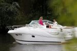 Breukelen 13 mei 2012
Jurgen Smit en Milika Peterzon weer helemaal verliefd op hun boot met de hond aan het varen.
Peter Smulders bv