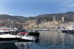 Monaco 7 mei 2012
Connie Breukhoven en haar nieuwe vriend Ben Angelier vier met zijn kinderen en vrienden zijn 60e verjaardag. Ze vertrekken bij zijn huis / appartement met rolls royce cabrio.
Peter Smulders bv