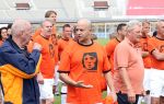 Amsterdam 1 juni 2012
Voetbaltournooi Johan Cruijff foundation in het olympisch stadion .
oa Johan Cruijff John Ewbank Thomas Acda Aron Winter Brian Roy Tonnie Bruins Slot Ronald de Boer William Spaay Najib Amhali Edwin v d Sar Raoul Heertje en Rohan Marley ( zoon Bob Marley) deden mee.
Peter Smulders bv