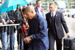 Amsterdam 4 juni 2012
Vertrek Nederlands elftal v.a. het Hilton hotel naar het EK in Oekraine en Polen.
Nigel de Jong met zijn vrouw Winona de Jong
Peter Smulders bv