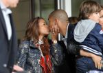 Amsterdam 4 juni 2012
Vertrek Nederlands elftal v.a. het Hilton hotel naar het EK in Oekraine en Polen.
Nigel de Jong met zijn vrouw Winona de Jong
Peter Smulders bv
