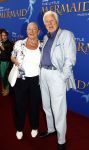 Rotterdam, 16 Juni 2012
Premiere Musical Little Mermaid in het Nieuwe Luxor theater
Paul v Gorcum met zijn echtgenote
Foto Peter Smulders BV