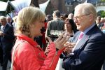 Breukelen 12 juni 2012
Haringparty op Neijenrode. Mr Pieter v Vollenhoven met Karin Riethoven
Peter Smulders bv