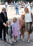 Amsterdam 6 juni 2012
Prinses Maxima Amalia Ariane en Alexia met hun vader Prins Willem Alexander
bij muziek concert in de heineken music hall.
Peter Smulders bv