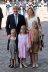 Amsterdam 6 juni 2012
Prinses Maxima Amalia Ariane en Alexia met hun vader Prins Willem Alexander
bij muziek concert in de heineken music hall.
Peter Smulders bv