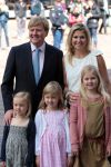 Amsterdam 6 juni 2012
Prinses Maxima Amalia Ariane en Alexia met hun vader Prins Willem Alexander
bij muziek concert in de heineken music hall.
Peter Smulders bv