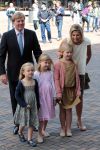 Amsterdam 6 juni 2012
Prinses Maxima Amalia Ariane en Alexia met hun vader Prins Willem Alexander
bij muziek concert in de heineken music hall.
Peter Smulders bv
