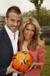 Amsterdam, 3 Mei 2012 Presentatie Nieuw Magazine RAFAEL in Cafe Vak zuid, Olympisch Stadion.
Rafel v d Vaart samen met zijn vrouw Sylvie v d Vaart
Foto Peter Smulders BV